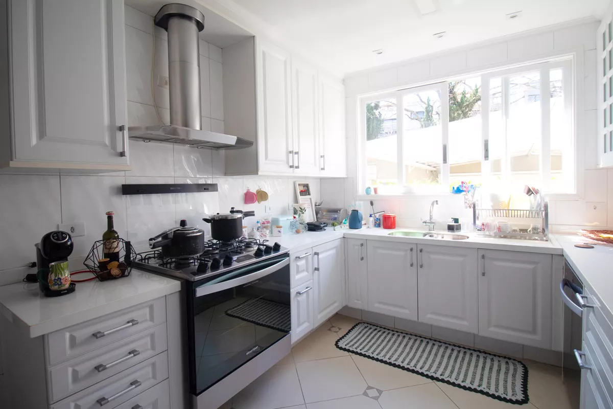 Imagem Casa com 4 Quartos à Venda ou Locação, 460 m² em Alto de Pinheiros - São Paulo