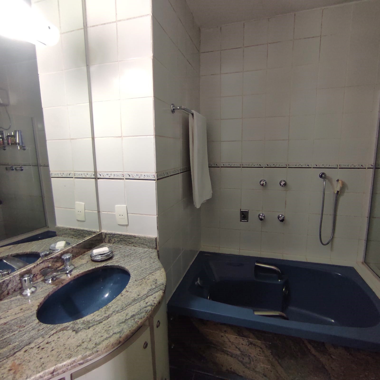 Imagem Apartamento com 3 Quartos à Venda, 125 m²em Anchieta - Belo Horizonte