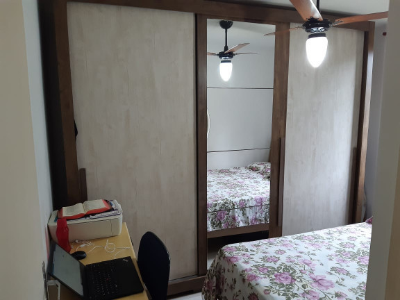 Imagem Apartamento com 2 Quartos à Venda,  em Jardim Mirna - Taboão da Serra