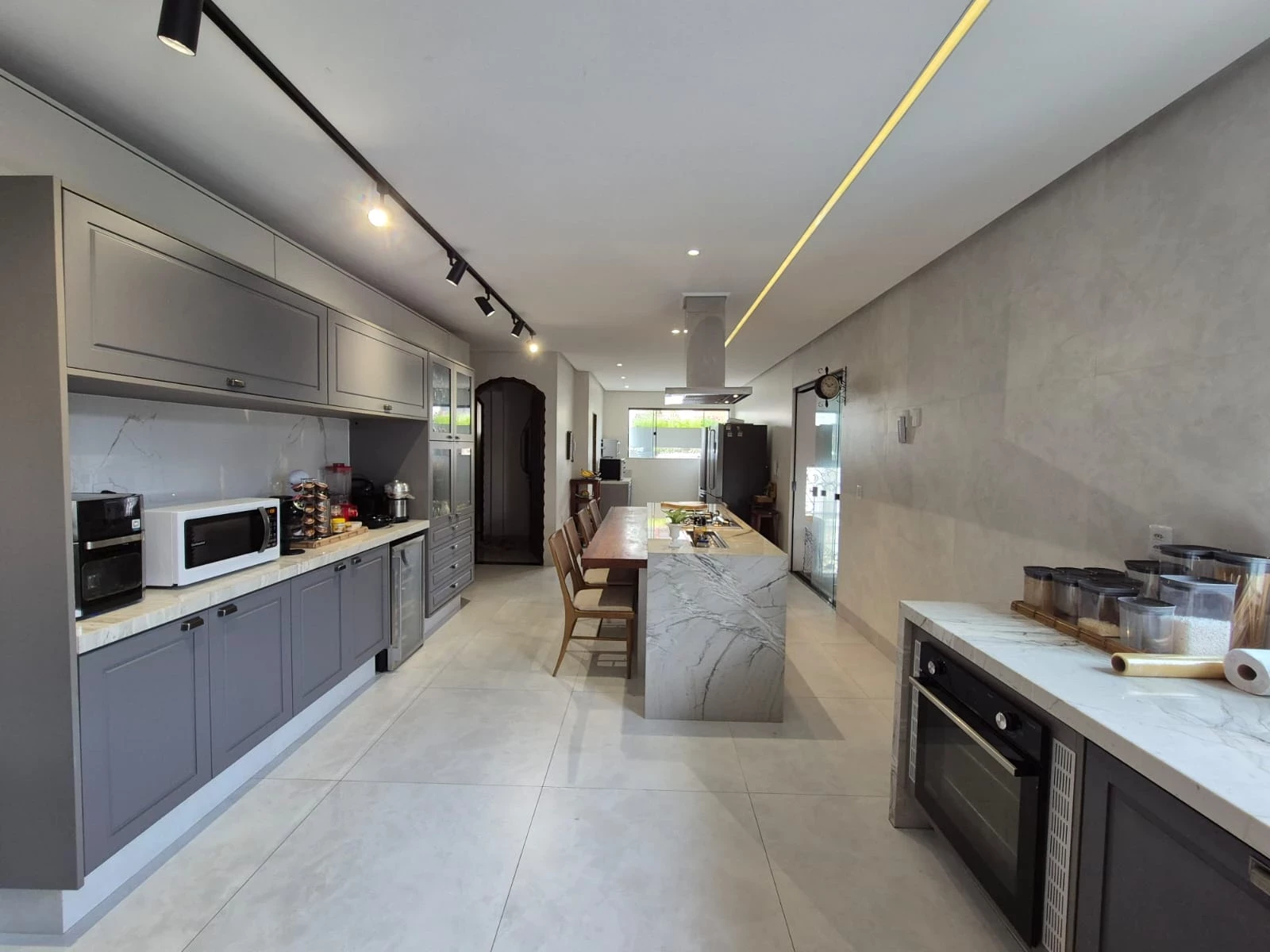 Imagem Casa de Condomínio com 6 Quartos à Venda, 6.000 m² em Marco - Belém
