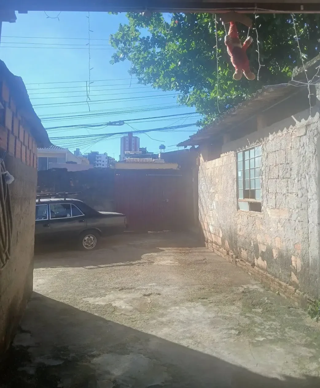 Imagem Casa com 6 Quartos à Venda, 360 metros em Glória - Contagem