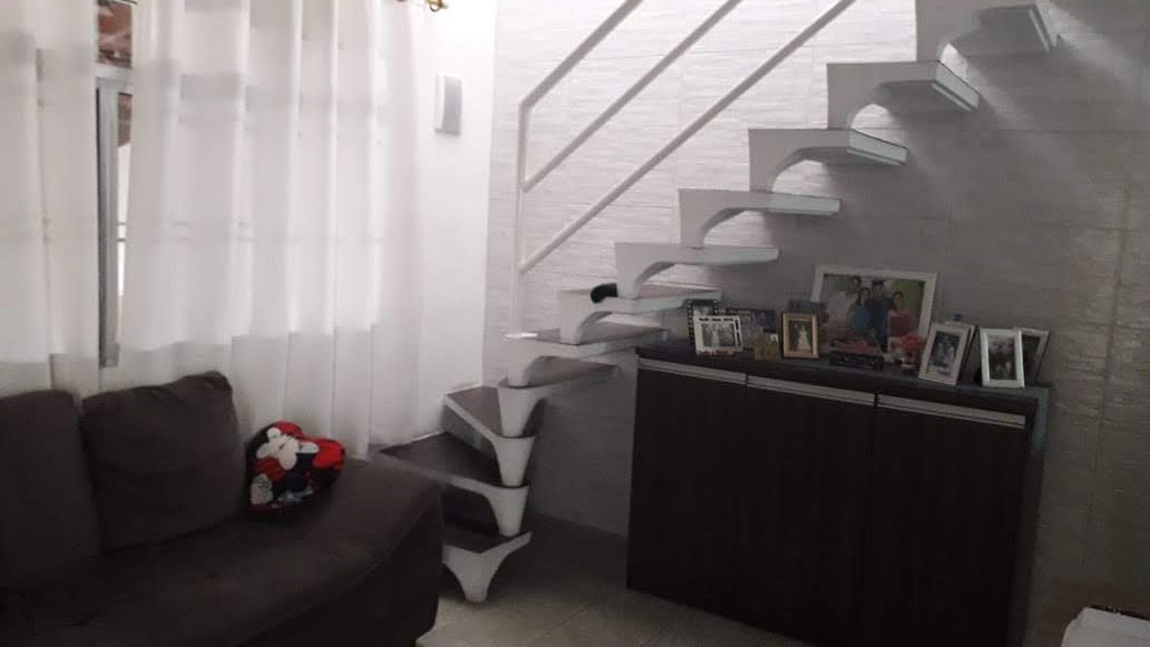 Foto do imóvel: Sobrado com 4 Quartos à Venda, 287 m² em Jardim Santos Dumont II - Mogi das Cruzes