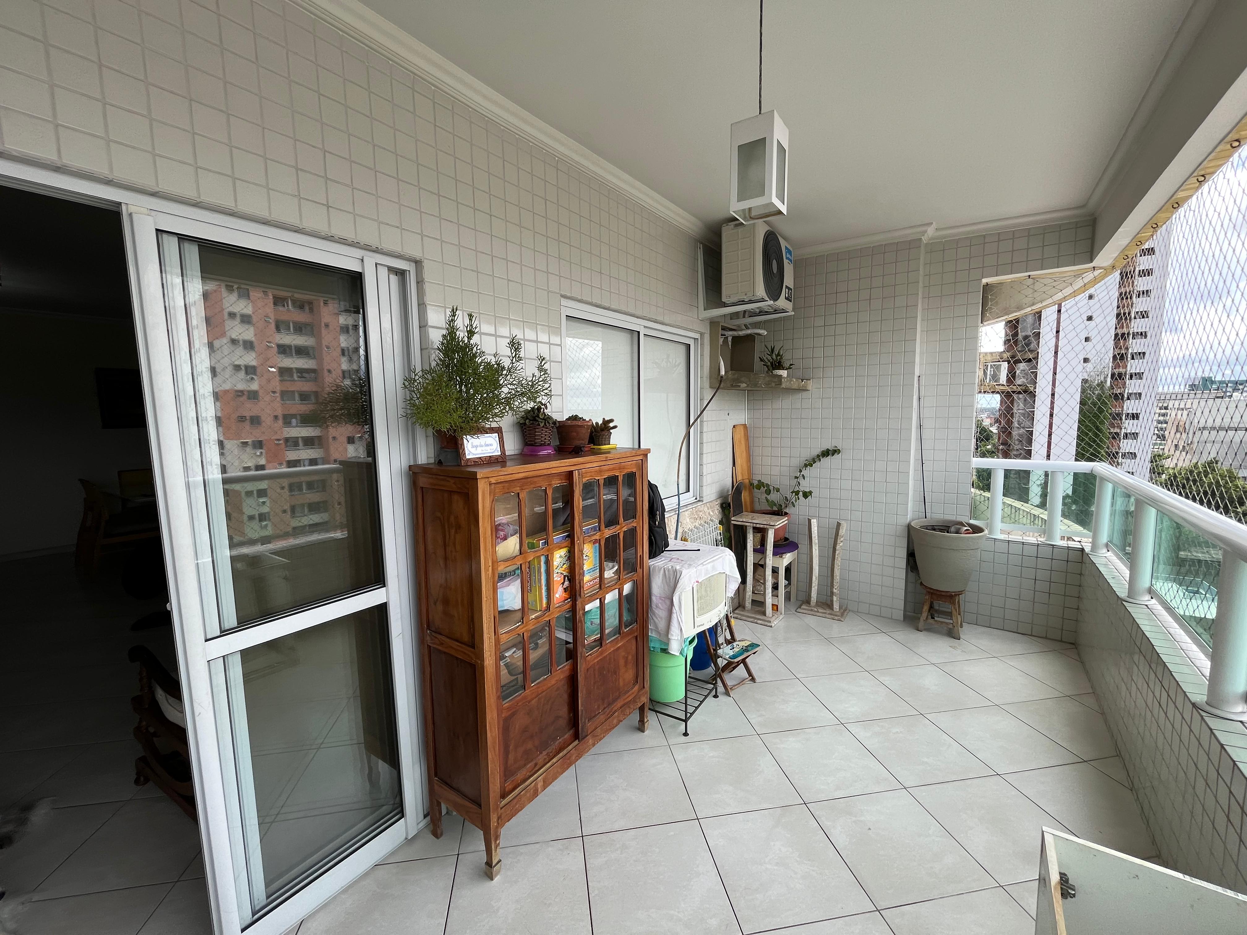 Imagem Apartamento com 3 Quartos à Venda, 109 m²em Marco - Belém