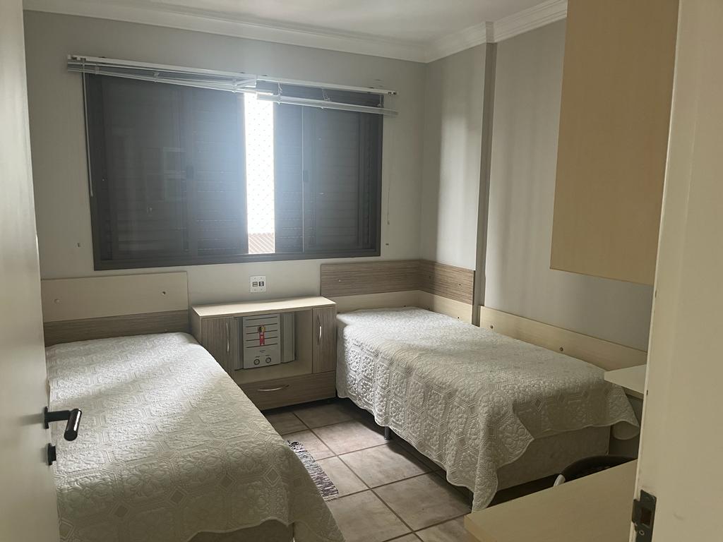 Imagem Apartamento com 3 Quartos para Temporada, 110 m² em Centro - Balneário Camboriú