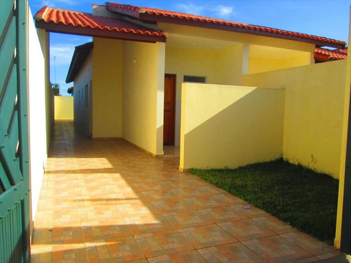 Imagem Casa com 2 Quartos à Venda, 70 m² em Itanhaém