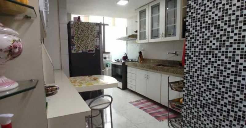 Imagem Apartamento com 3 Quartos à Venda, 120 m²em Piratininga - Niterói