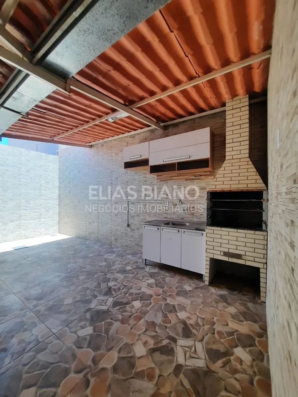 Imagem Casa de Condomínio com 3 Quartos à Venda, 122 m² em Residencial Florais do Planalto - Valparaíso de Goiás