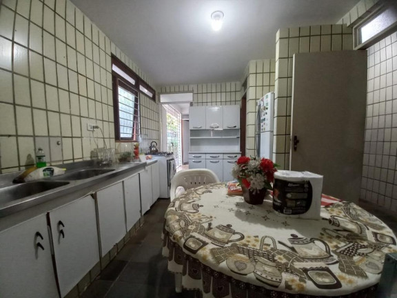 Imagem Casa com 3 Quartos à Venda, 216 m² em Candeias - Jaboatão dos Guararapes