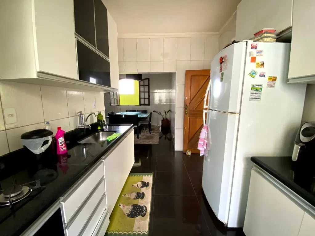 Imagem Casa com 4 Quartos à Venda, 200 m² em Tupi A - Belo Horizonte