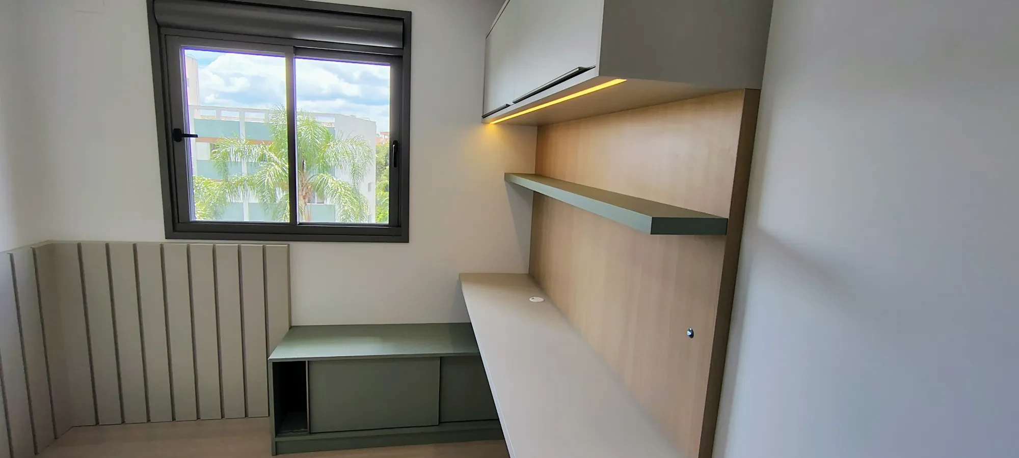 Imagem Apartamento com 2 Quartos à Venda ou Locação, 59 m² em Centro - Curitiba
