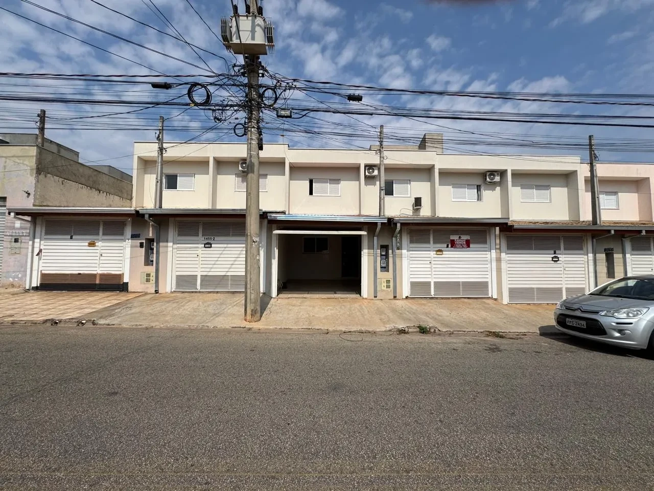 Imagem Sobrado com 2 Quartos à Venda, 80 metros em Jardim Wanel Ville V - Sorocaba
