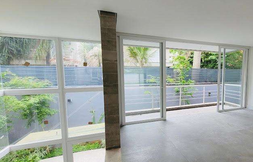 Imagem Casa de Condomínio com 4 Quartos à Venda, 424 m² em Jardim Cordeiro - São Paulo