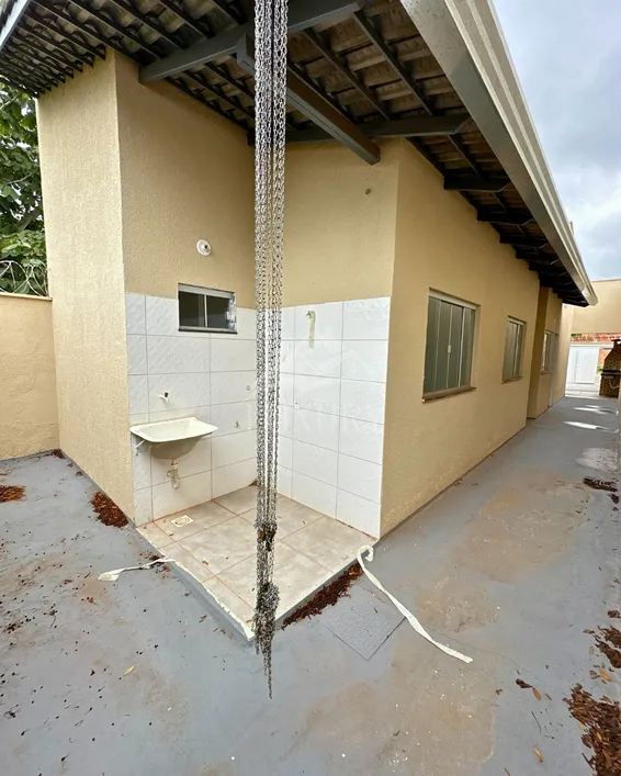 Imagem Casa com 2 Quartos à Venda, 90 m²em Conjunto Residencial Jardim Canedo 3 - Senador Canedo