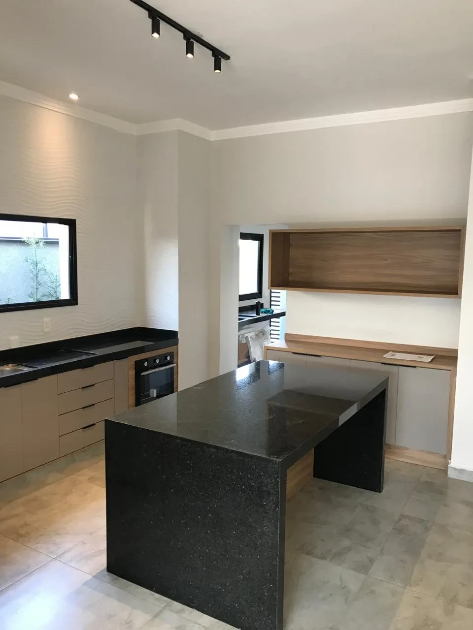 Imagem Casa de Condomínio com 3 Quartos à Venda, 243 m² em Alphaville Nova Esplanada 3 - Votorantim