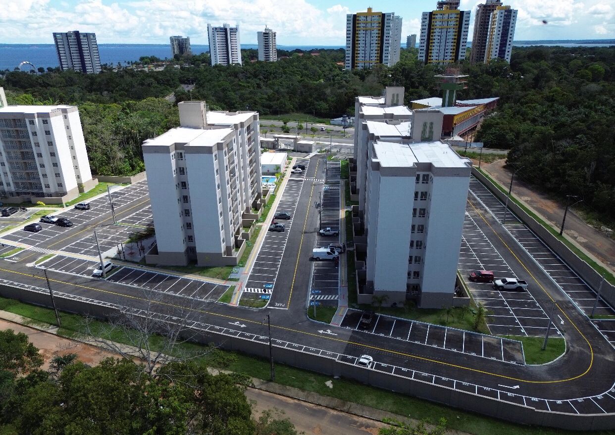 Imagem Apartamento com 2 Quartos para Alugar, 60 m² em Ponta Negra - Manaus