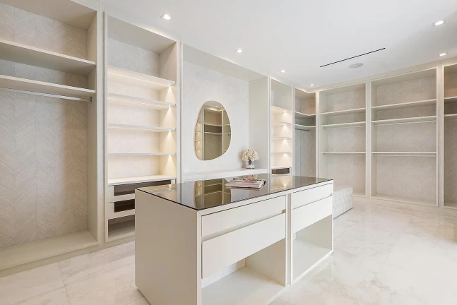 Foto do imóvel: Casa de Condomínio com 6 Quartos à Venda, 890 m² em Alphaville Residencial Um - Barueri