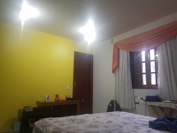 Imagem Sobrado com 3 Quartos à Venda, 175 m² em Serpa - Caieiras