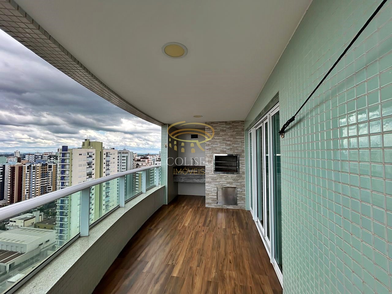 Imagem Apartamento com 3 Quartos à Venda, 147 m²em Zona Armazém - Maringá