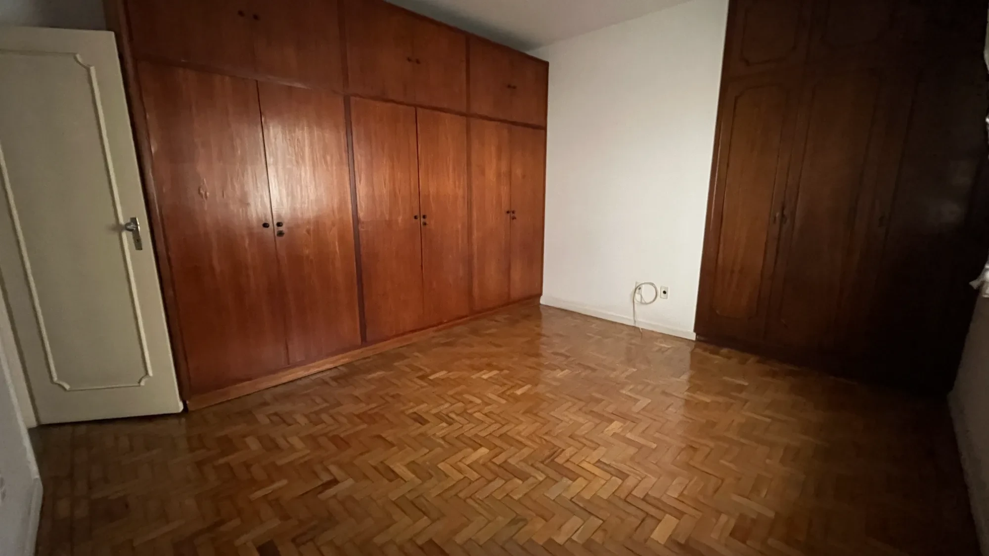 Imagem Sobrado com 4 Quartos à Venda, 295 m² em Aparecida - Santos