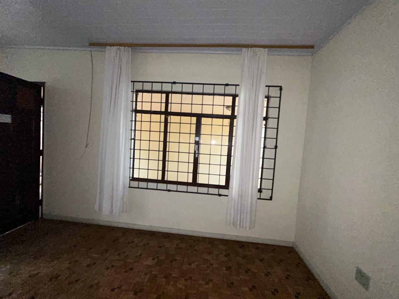 Foto do imóvel: Terreno à Venda, 600 m² em Portão - Curitiba