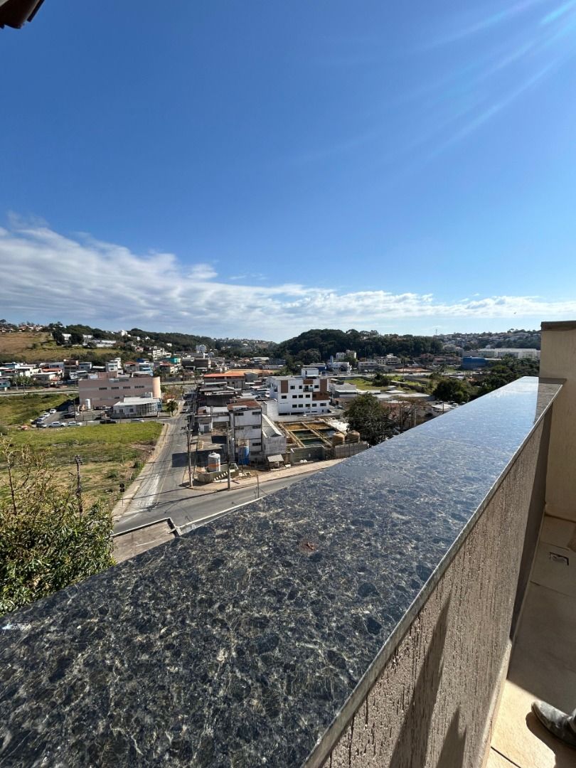 Imagem Apartamento com 2 Quartos à Venda, 72 m² em São Pedro - Juiz de Fora