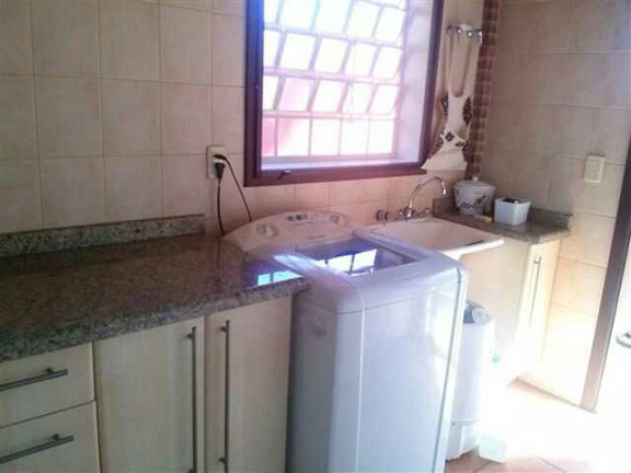 Imagem Casa com 3 Quartos à Venda, 250 m² em Primeira Linha - Criciúma