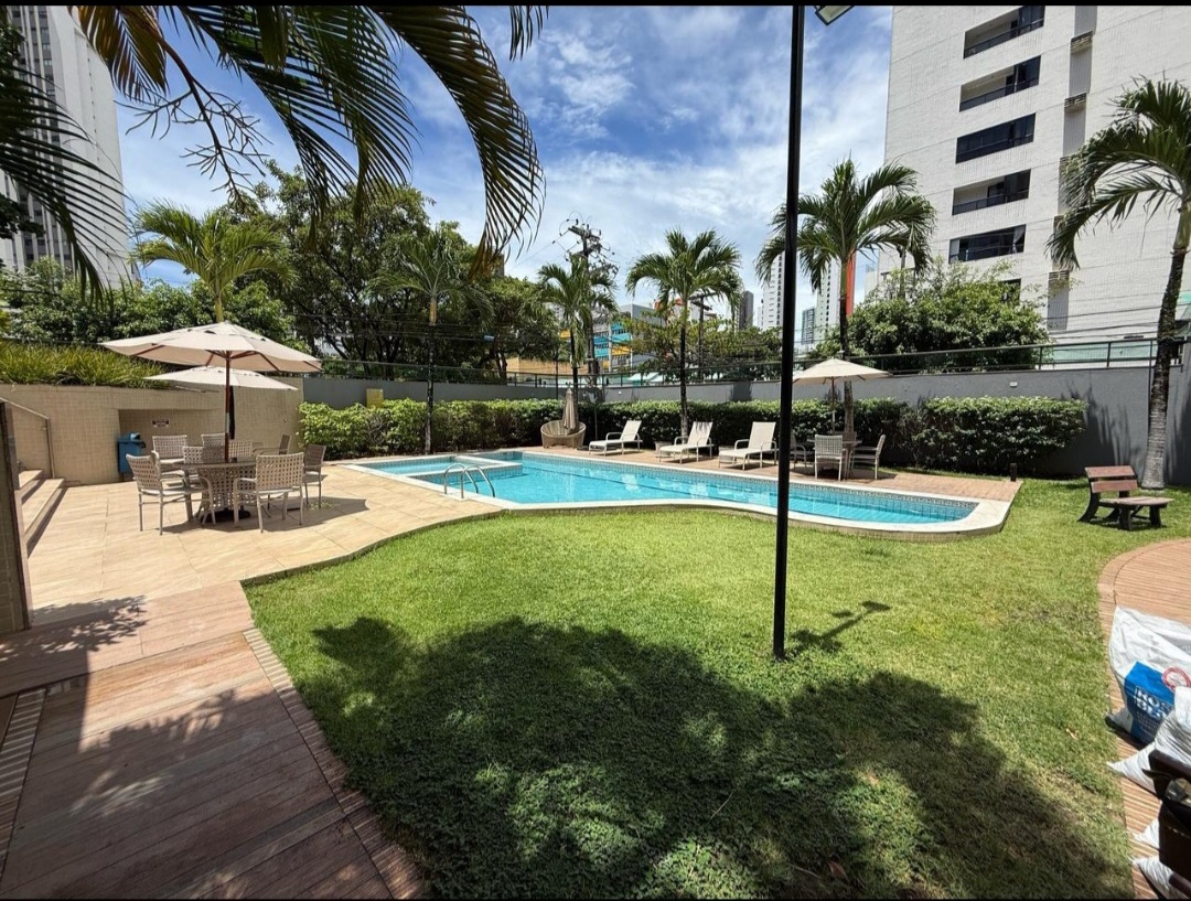 Foto do imóvel: Apartamento com 4 Quartos à Venda ou Locação, 175 m² em Boa Viagem - Recife