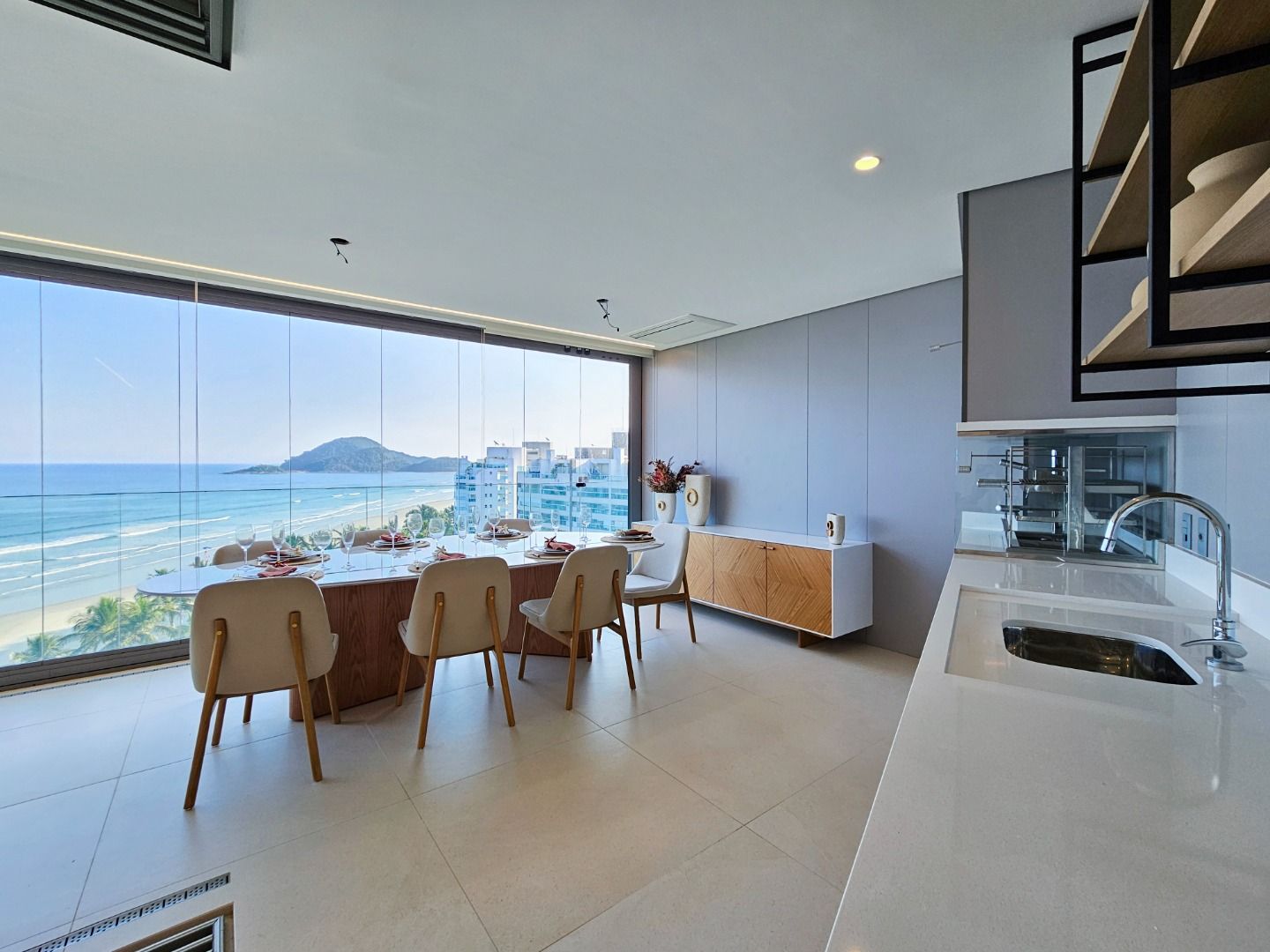 Foto do imóvel: Apartamento com 4 Quartos à Venda, 202 m² em Riviera - Bertioga