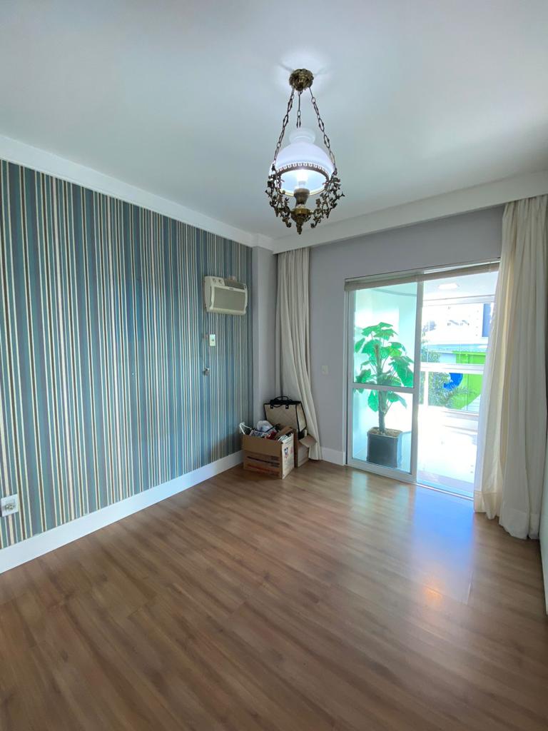 Imagem Apartamento com 3 Quartos à Venda, 128 m²em Centro - Balneário Camboriú