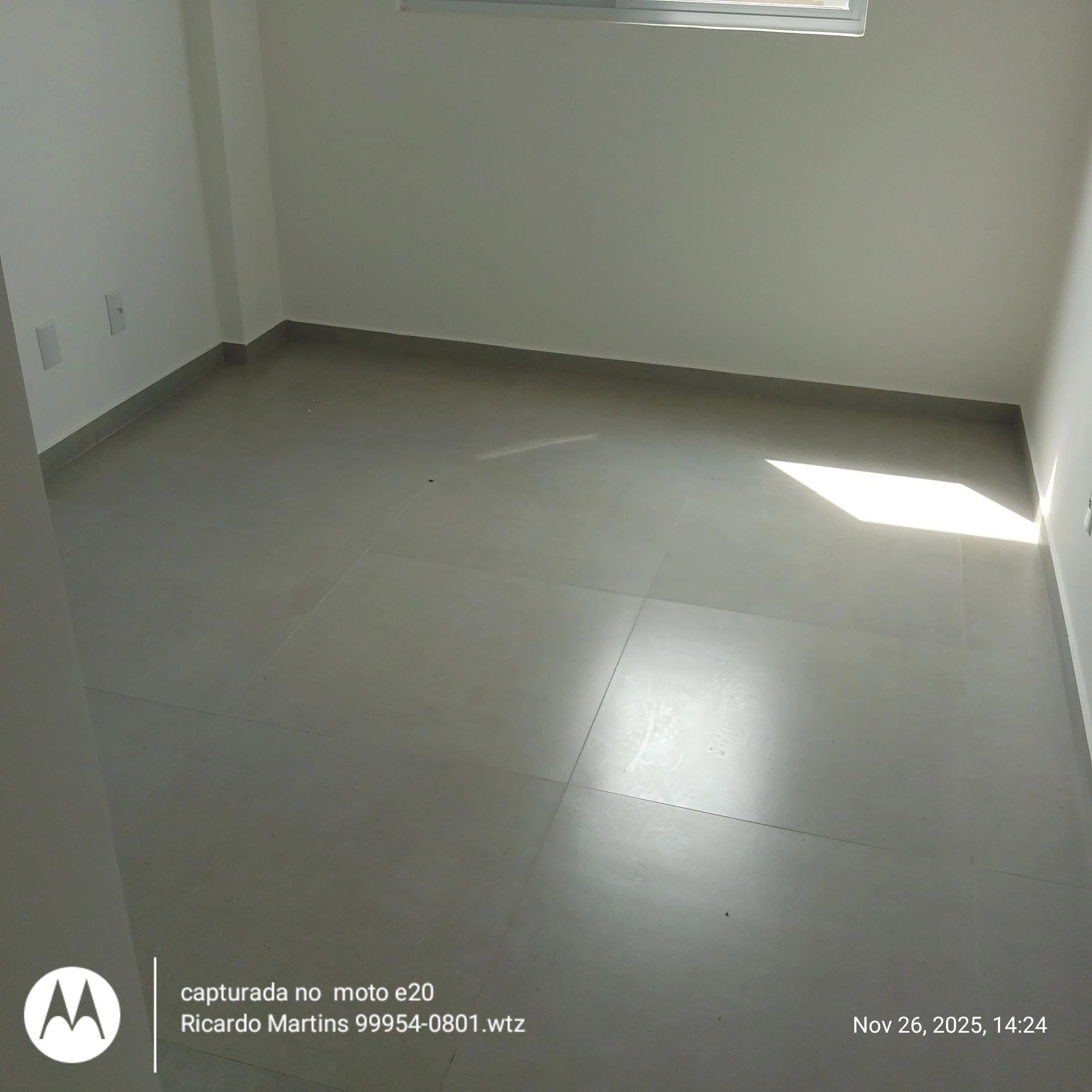 Imagem Apartamento com 2 Quartos à Venda, 6.300 m² em Pinheirinho - Criciúma