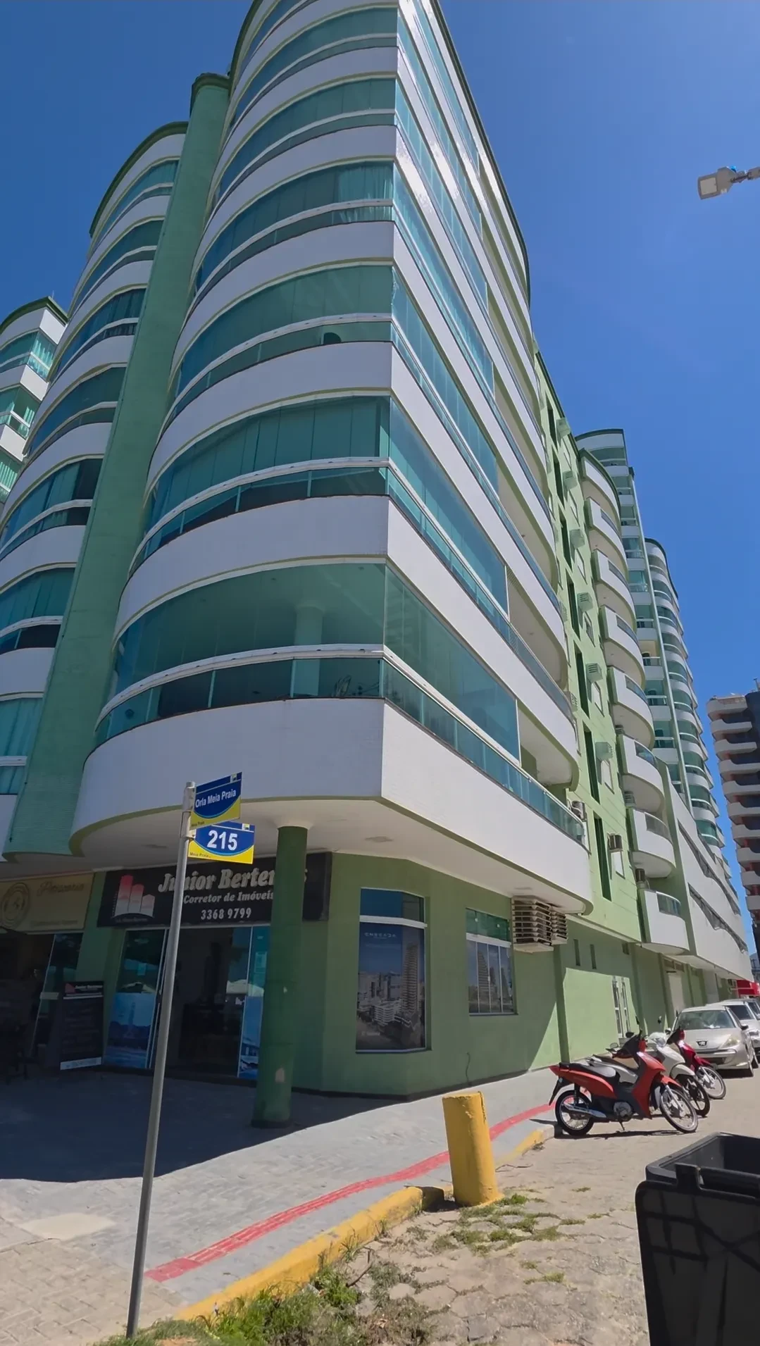 Imagem Apartamento com 3 Quartos à Venda, 130 m² em Itapema - Itapema
