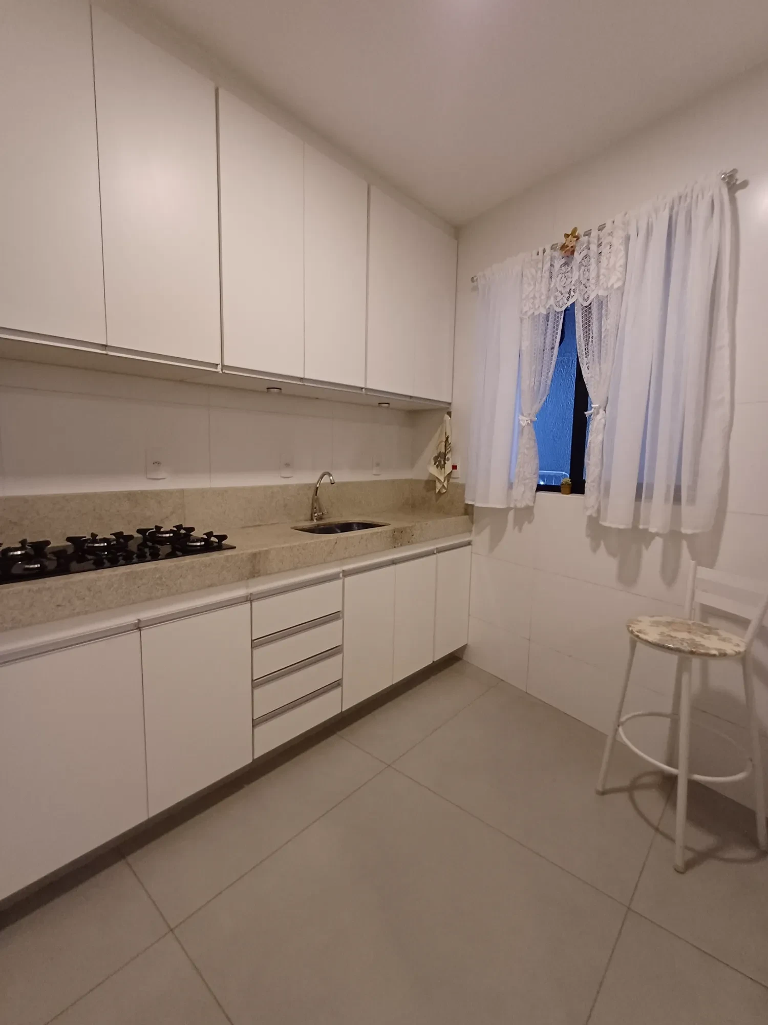 Imagem Casa com 3 Quartos à Venda, 101 m² em Planalto - Belo Horizonte