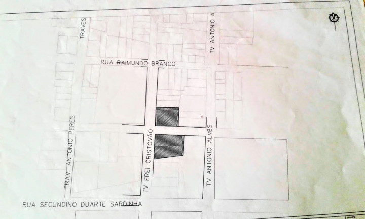 Imagem Terreno à Venda, 1.861 m² em Alter do Chão - Santarém