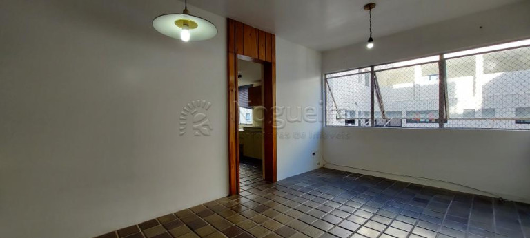 Imagem Apartamento com 2 Quartos à Venda, 70 m² em Boa Viagem - Recife