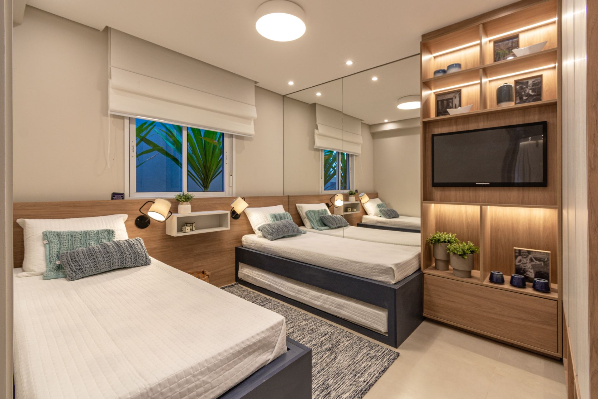Imagem Apartamento com 2 Quartos à Venda, 47 m²em Balneario Umurama - Mongaguá