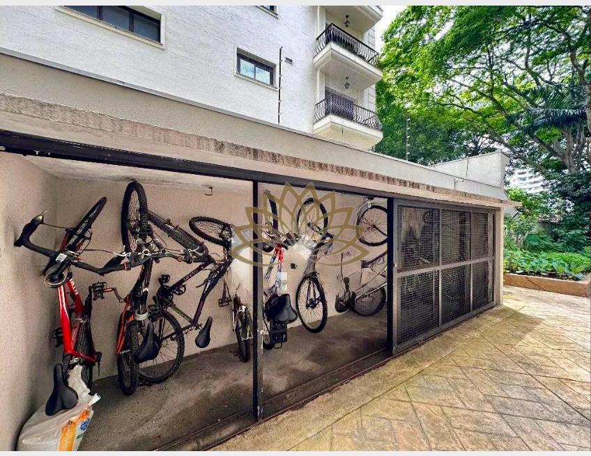 Imagem Apartamento com 2 Quartos à Venda, 75 m²em Campo Belo - São Paulo