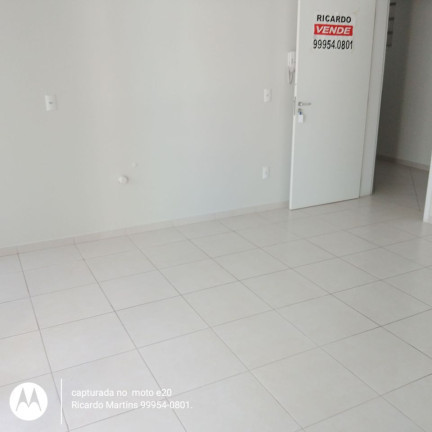 Imagem Apartamento com 2 Quartos à Venda, 5.200 m² em Pinheirinho - Criciúma