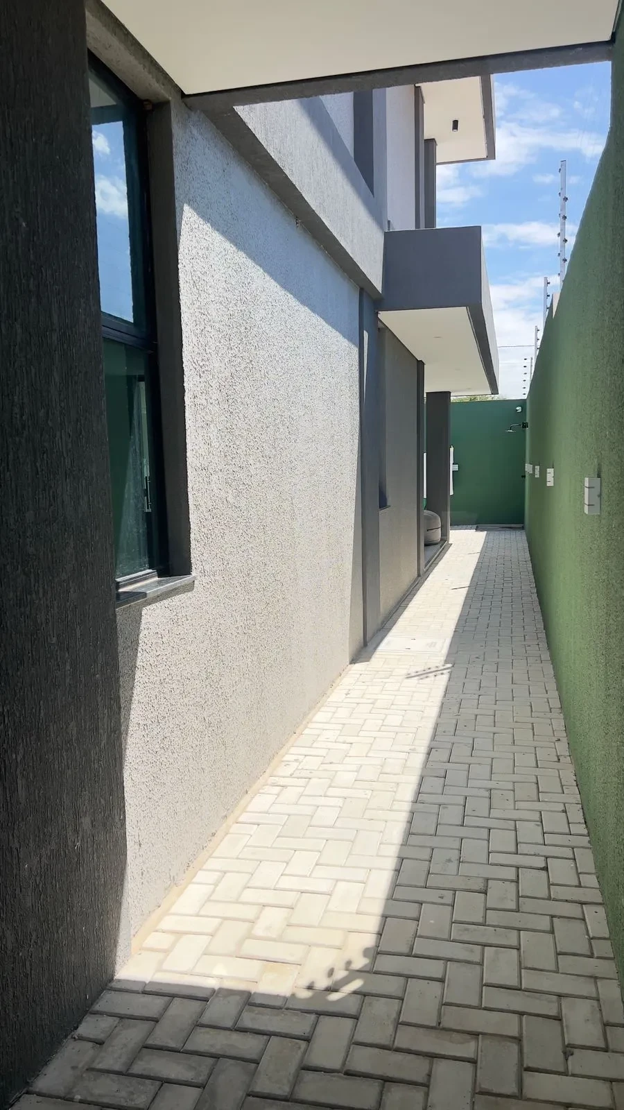 Imagem Casa com 3 Quartos à Venda, 262 m² em Cidade Alpha - Eusébio