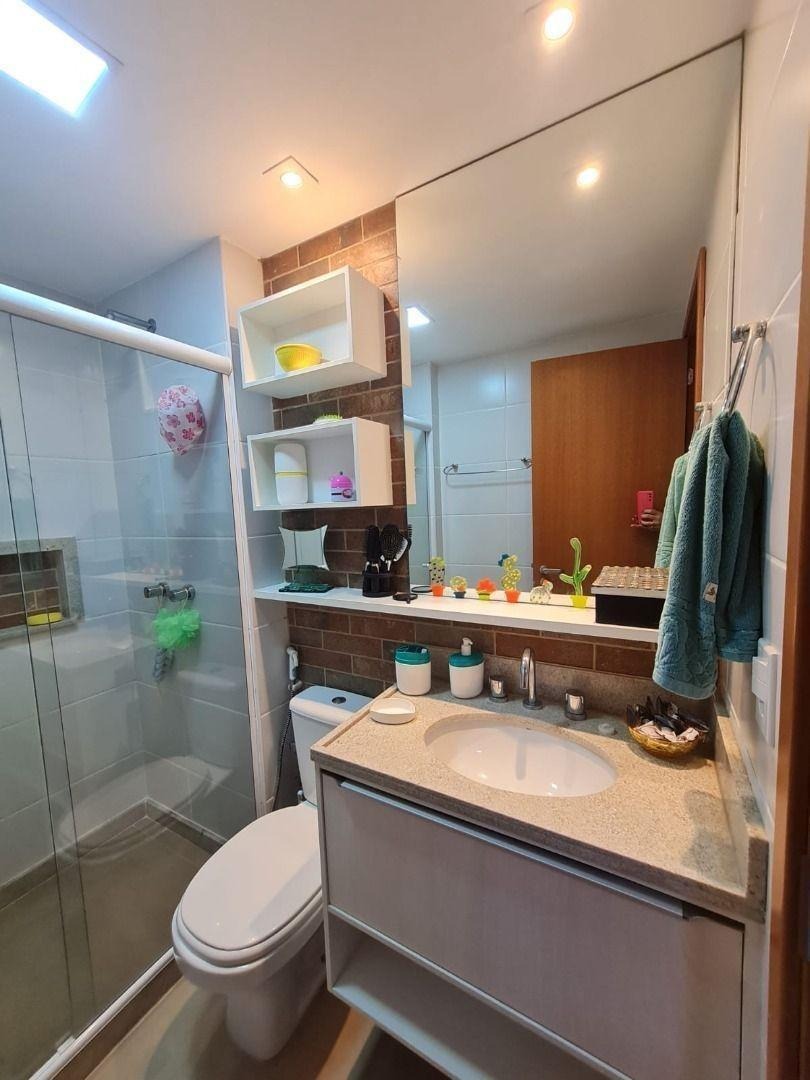 Imagem Apartamento com 4 Quartos à Venda, 131 m²em Camboinhas - Niterói