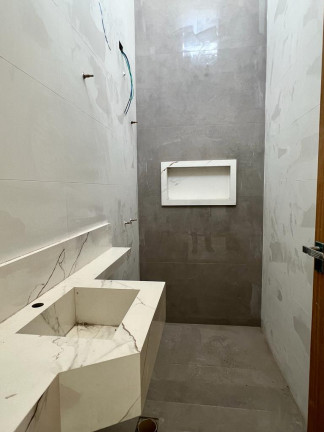 Foto do imóvel: Casa com 3 Quartos à Venda, 141 m² em Santa Amélia - Belo Horizonte