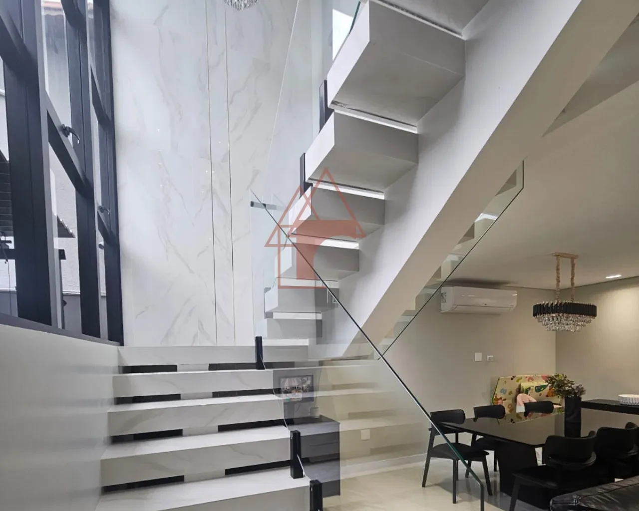 Imagem Sobrado com 5 Quartos à Venda, 271 m² em Jardim Casqueiro - Cubatão