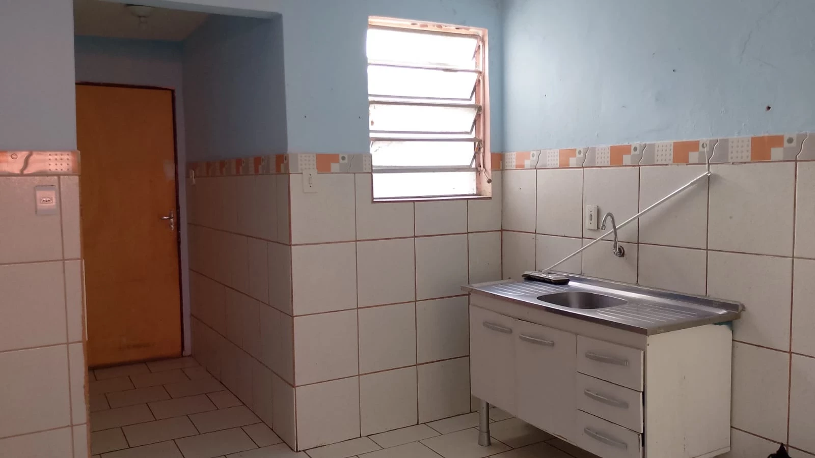 Imagem Casa com 1 Quarto para Alugar, 30 m² em Vila Califórnia - São Paulo