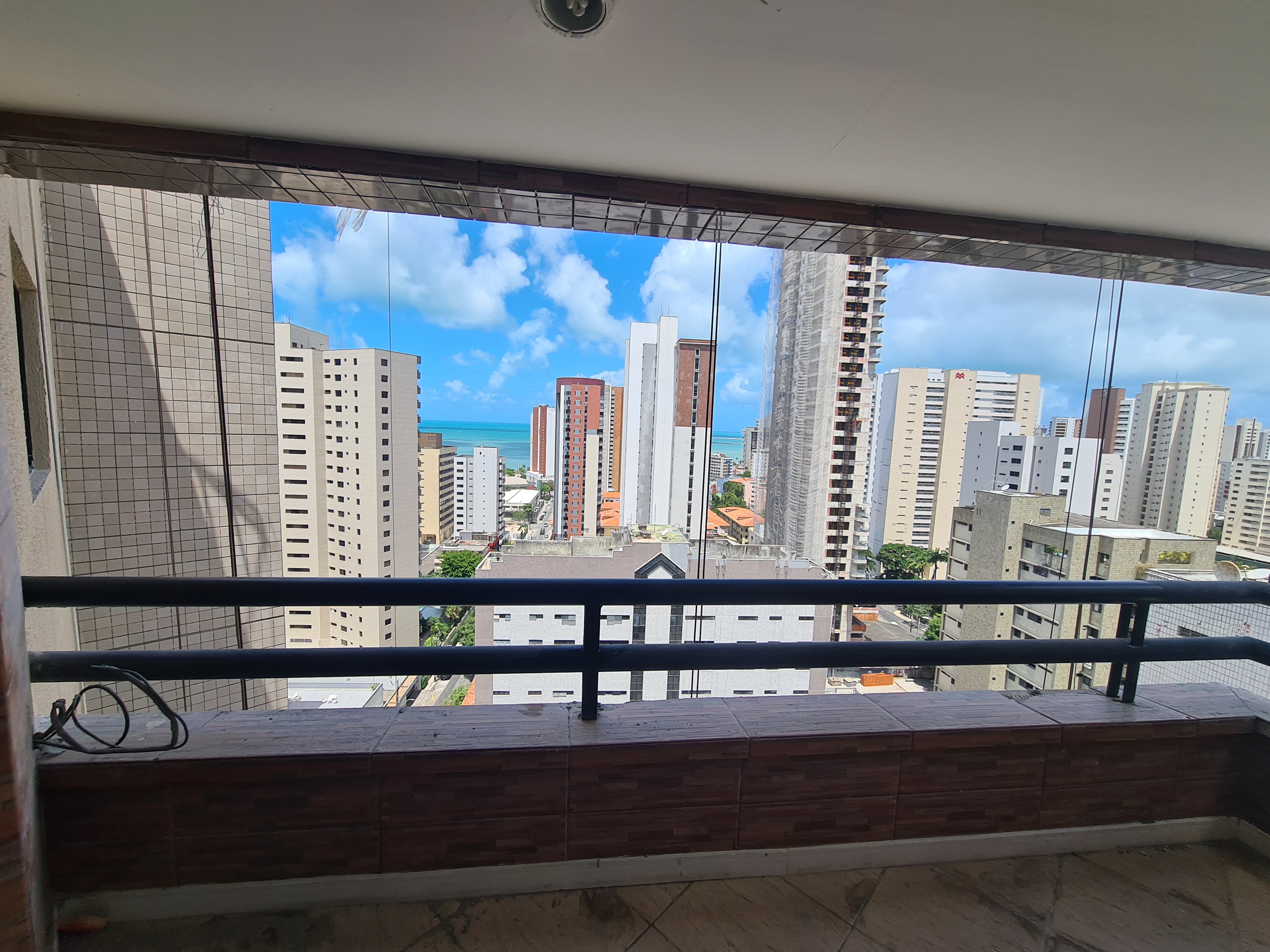 Imagem Apartamento com 3 Quartos à Venda, 113 m²em Meireles - Fortaleza