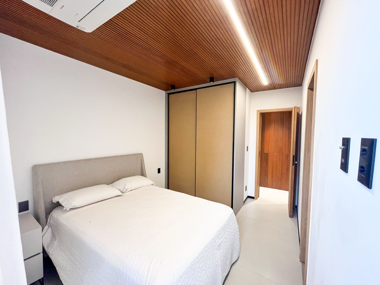 Foto do imóvel: Casa de Condomínio com 5 Quartos à Venda, 420 m² em Loteamento Praia do Forte - Mata de São João