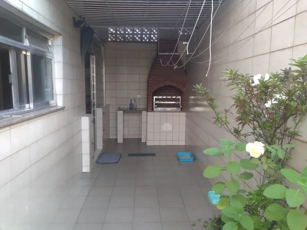 Imagem Casa com 2 Quartos à Venda, 132 m² em Jardim Aricanduva - São Paulo