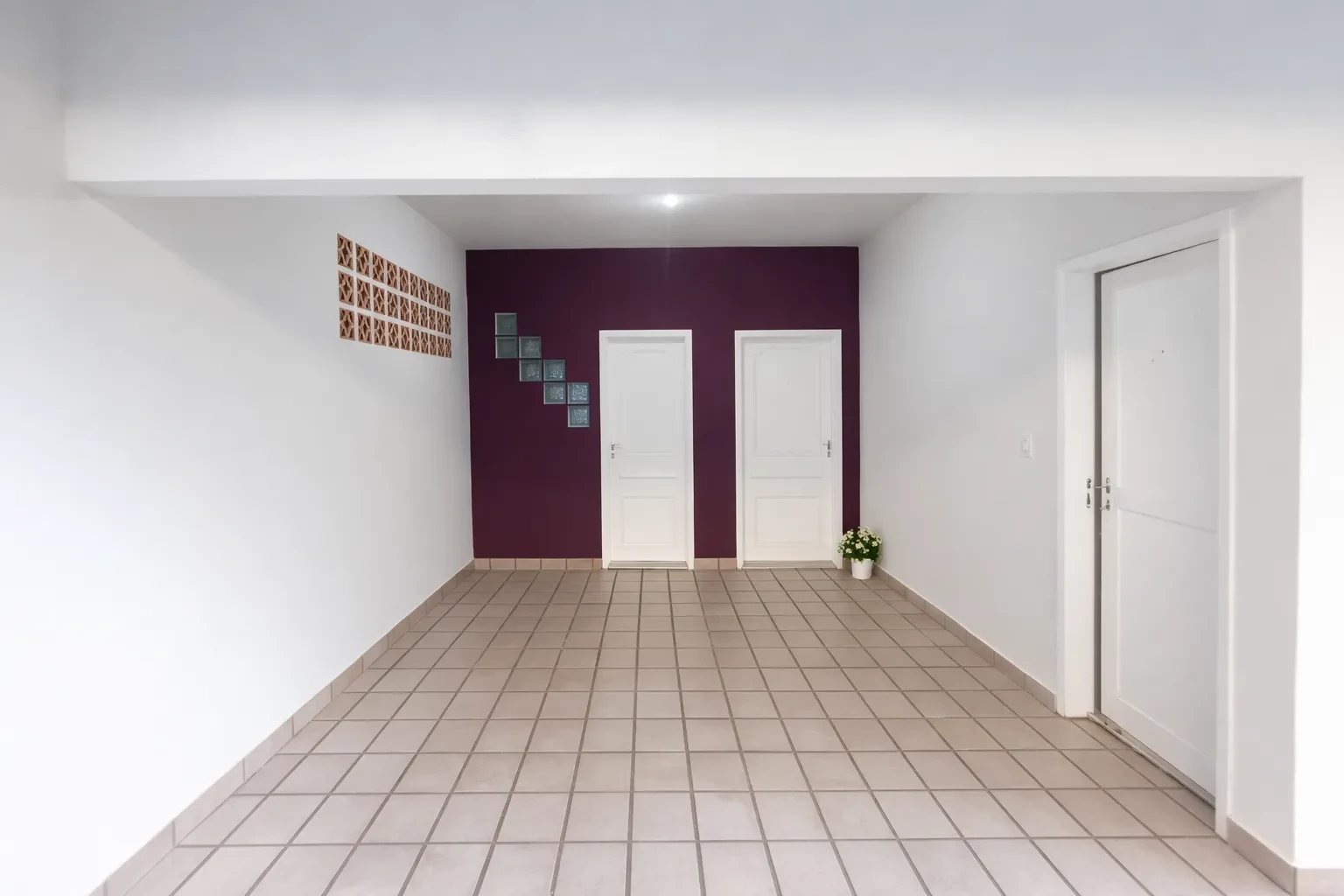 Imagem Sobrado com 3 Quartos à Venda, 240 metros em Jaraguá Esquerdo - Jaraguá do Sul