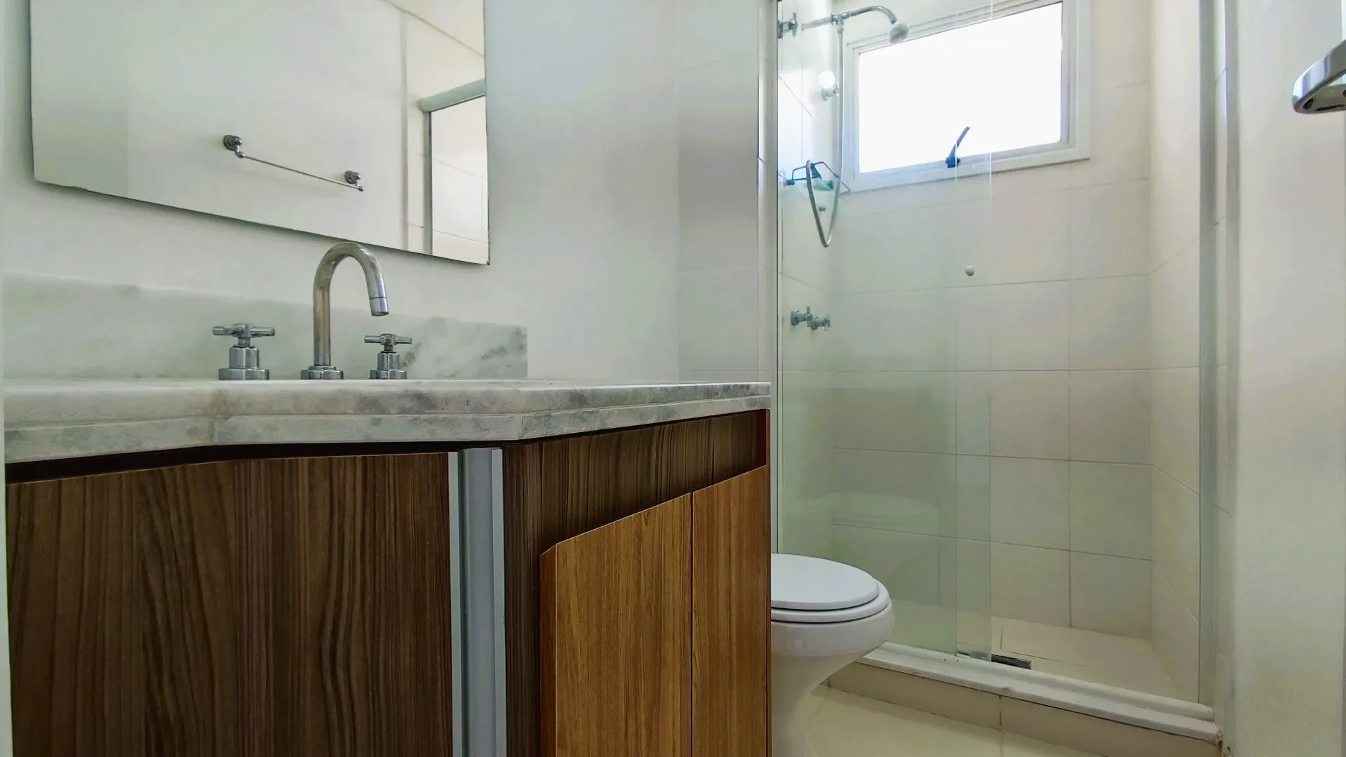 Foto do imóvel: Apartamento com 2 Quartos à Venda, 77 m² em Água Verde - Curitiba