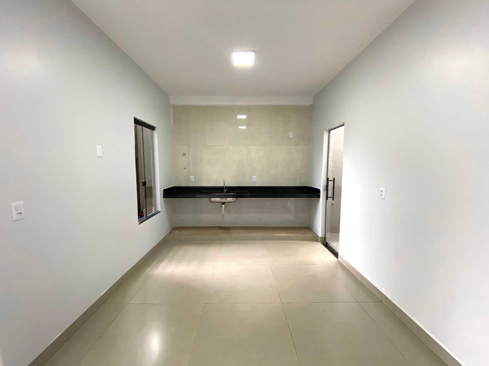 Imagem Casa com 2 Quartos à Venda, 67 m²em Jardim Floresta - Rio Verde