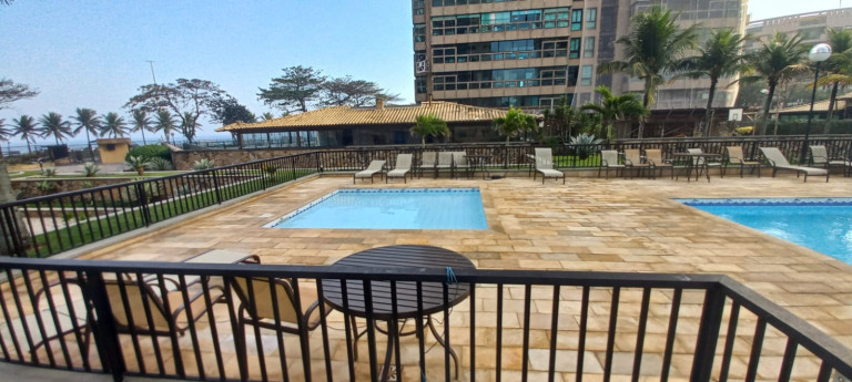 Imagem Apartamento com 4 Quartos à Venda,  em Barra da Tijuca - Rio de Janeiro