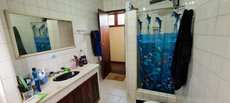 Imagem Casa com 4 Quartos à Venda, 179 m² em Jardim Salaco - Teresópolis